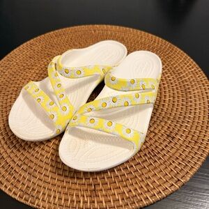 CROCS Yellow Daisy Slide Sandals